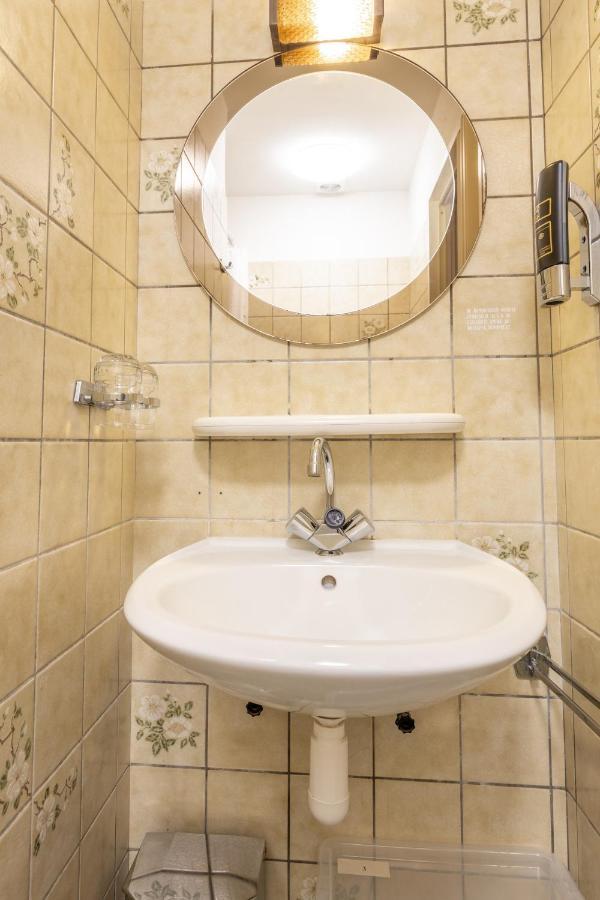 Hotel Nehalennia Domburg Bagian luar foto