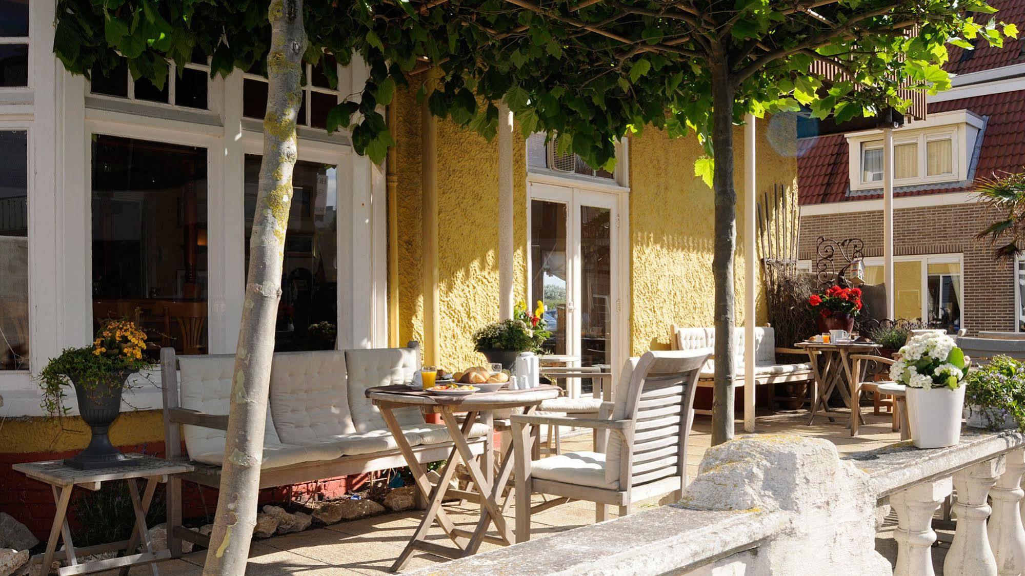Hotel Nehalennia Domburg Bagian luar foto